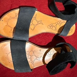 COPY - Comfortable, stylish sandals of beautiful thick & soft black leather.